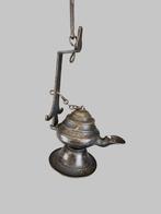 Antieke bronzen Olielamp / Weverslamp, Antiek en Kunst, Antiek | Koper en Brons, Ophalen of Verzenden, Brons