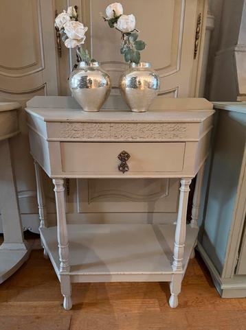 Brocante wandtafel, vintage haltafel oud tafeltje taupe VdlM beschikbaar voor biedingen