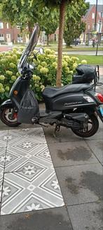 Prachtige mat Zwarte  SYM FIDDLE-2 met donker scherm, Fietsen en Brommers, Ophalen, Gebruikt, Overige modellen, Benzine