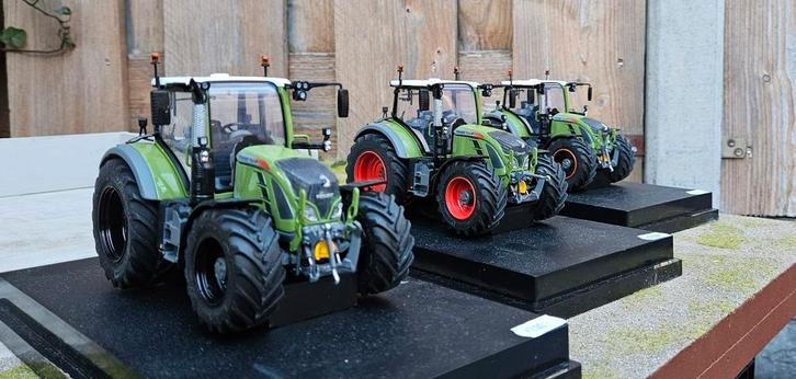 3 Fendt 724 Vario modellen 1:32 Universal Hobbies, Hobby en Vrije tijd, Modelauto's | 1:32, Nieuw, Tractor of Landbouw, Universal Hobbies