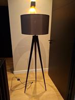 Driepoot lamp, Ophalen, Gebruikt, 150 tot 200 cm