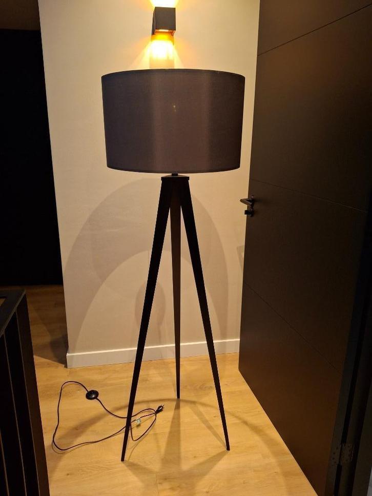 Driepoot lamp, Huis en Inrichting, Lampen | Vloerlampen, Gebruikt, 150 tot 200 cm, Ophalen