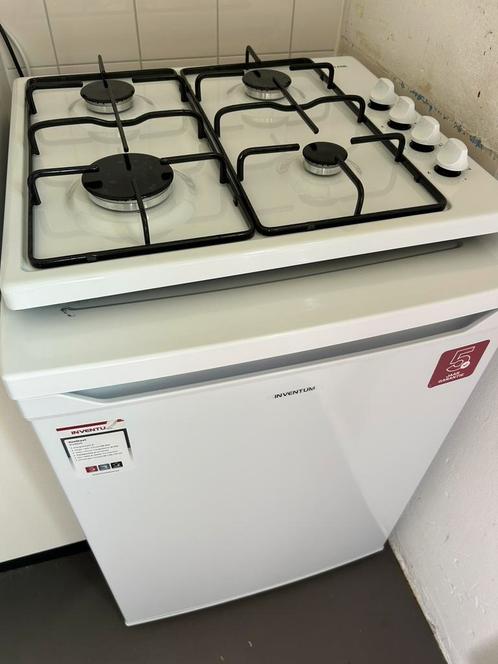 Koelkast + kookplaat, Witgoed en Apparatuur, Koelkasten en IJskasten, Zo goed als nieuw, Met vriesvak, 45 tot 60 cm, Ophalen