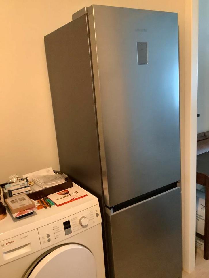 ZGAN Samsung Koel-vriescombinatie RB34C775CS9/EF, Witgoed en Apparatuur, Koelkasten en IJskasten, Zo goed als nieuw, Met aparte vriezer