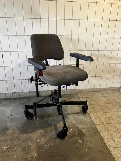 Trippelstoel, Diversen, Verpleegmiddelen, Zo goed als nieuw, Ophalen of Verzenden