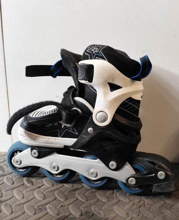 Skates mt 30-33 Vrijwel ongebruikt  beschikbaar voor biedingen