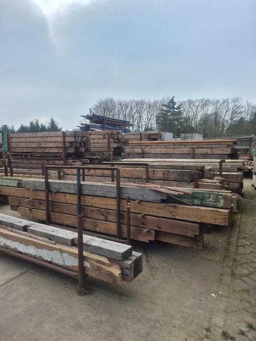 Balkhout - Houten balken - Vuren hout - Verschillende maten, Doe-het-zelf en Verbouw, Hout en Planken, Gebruikt, Balk, Vuren, 300 cm of meer
