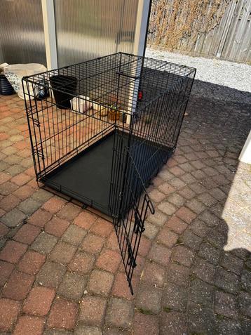 Honden bench M/L beschikbaar voor biedingen