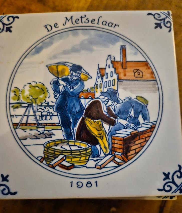 6x Delfts Blauw Tegel - De Metselaar 1981, Antiek en Kunst, Antiek | Wandborden en Tegels, Ophalen of Verzenden
