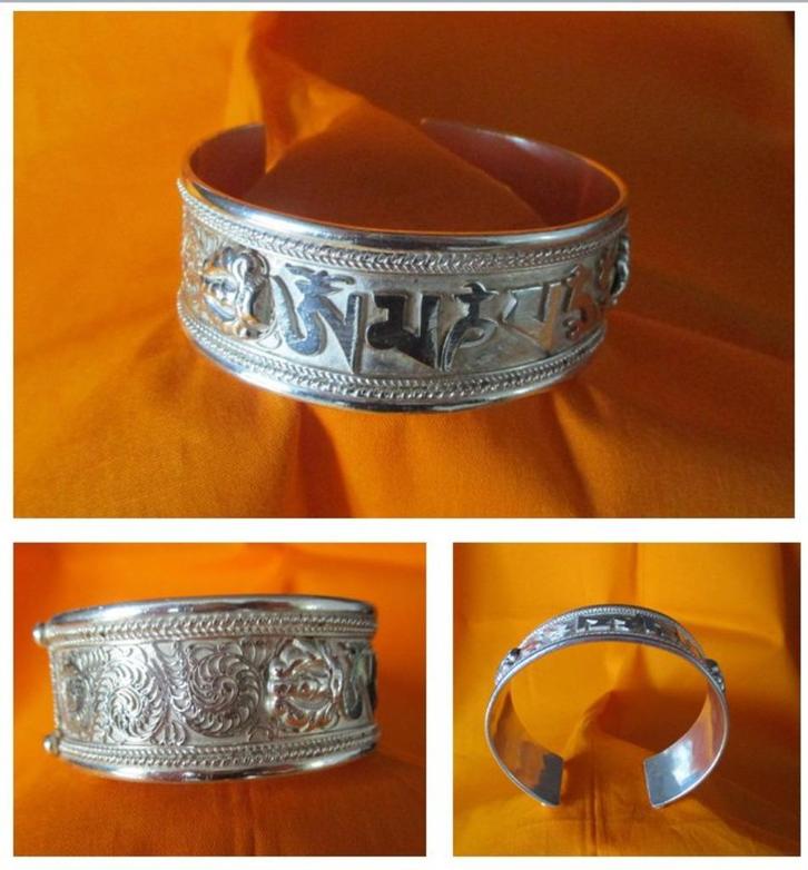 Unieke zilveren Boeddhistische armband 'Ohm Mani Padme Hum', Verzamelen, Religie, Nieuw, Boeddhisme, Sieraad, Verzenden