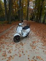 Waardepeiling vespa s50, Fietsen en Brommers, Scooters | Vespa, Ophalen, Zo goed als nieuw, Benzine