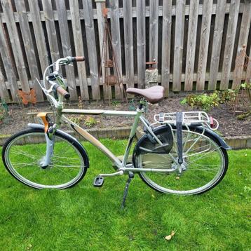 Nette Batavus-Cerscendo Heren Fiets. beschikbaar voor biedingen