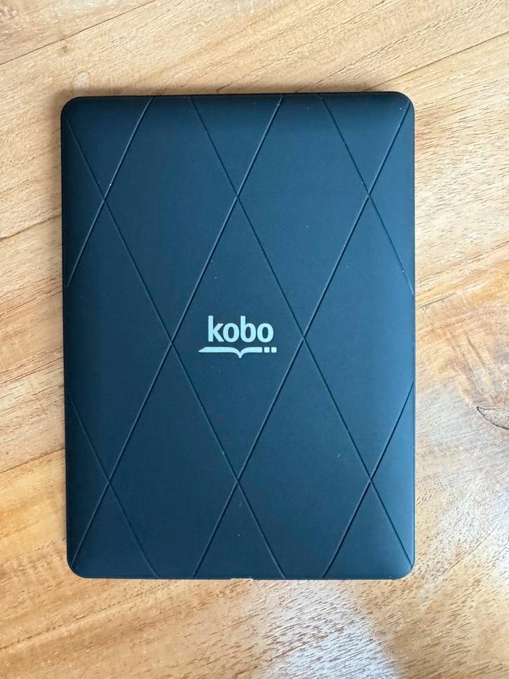 Kobo Glo eReader, 2 GB, model N613, 6”, Computers en Software, E-readers, Gebruikt, 6 inch of minder, 4 GB of minder, Ophalen of Verzenden