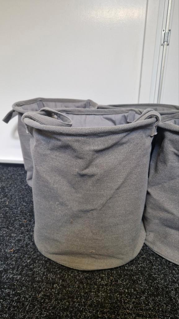Loods 5 wasmand/mand, set van 4, Huis en Inrichting, Badkamer | Badtextiel en Accessoires, Zo goed als nieuw, Grijs, Ophalen of Verzenden