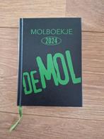 Wie is de Mol? - Molboekje 2024, Boeken, Film, Tv en Media, Wie is de Mol?, Ophalen of Verzenden, Zo goed als nieuw