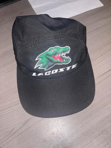 Lacoste pet nieuw zonder bonnetje beschikbaar voor biedingen