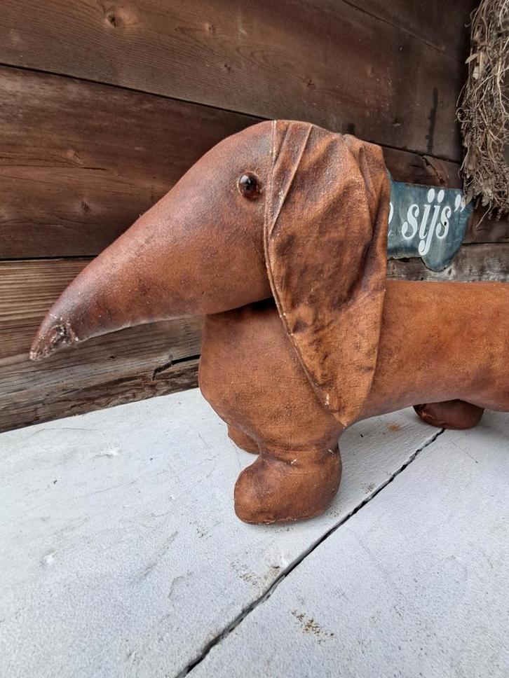Vintage Teckel, Antiek en Kunst, Antiek | Woonaccessoires, Ophalen of Verzenden