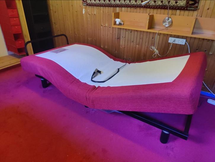 Elektrisch verstelbaar bed - Comfortabel slapen!, Huis en Inrichting, Slaapkamer | Boxsprings, Gebruikt, 90 cm, 200 cm, Eenpersoons