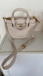 Handtas van Charles & Keith, Ophalen of Verzenden, Zo goed als nieuw, Beige, Schoudertasje