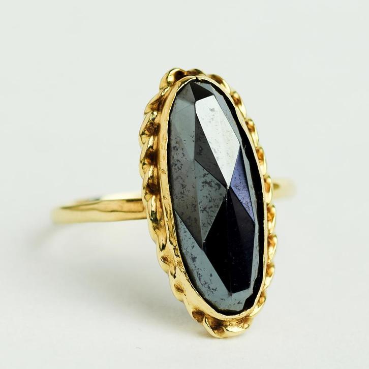 Vintage gouden ring met hematiet 14 karaat cocktailring goud, Sieraden, Tassen en Uiterlijk, Ringen, Zo goed als nieuw, Dame, 17 tot 18