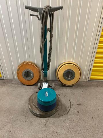 BOENMACHINE SCHROBMACHINE 515 HS BORSTEL en PADHOUDER beschikbaar voor biedingen
