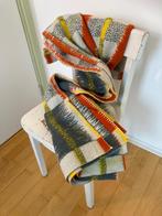 Mooie vintage deken geblokt geruit rood 100 % wol, Huis en Inrichting, Woonaccessoires | Plaids en Woondekens, Ophalen of Verzenden