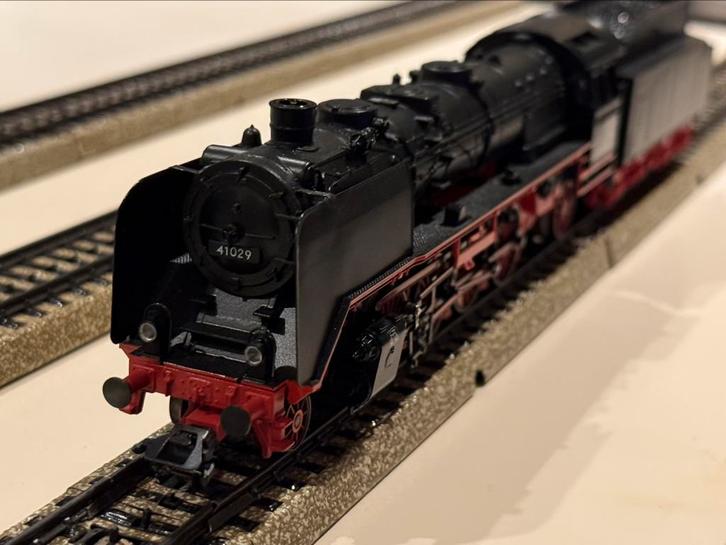 Marklin br 41029 met esu loksound, Hobby en Vrije tijd, Modeltreinen | H0, Zo goed als nieuw, Locomotief, Wisselstroom, Märklin