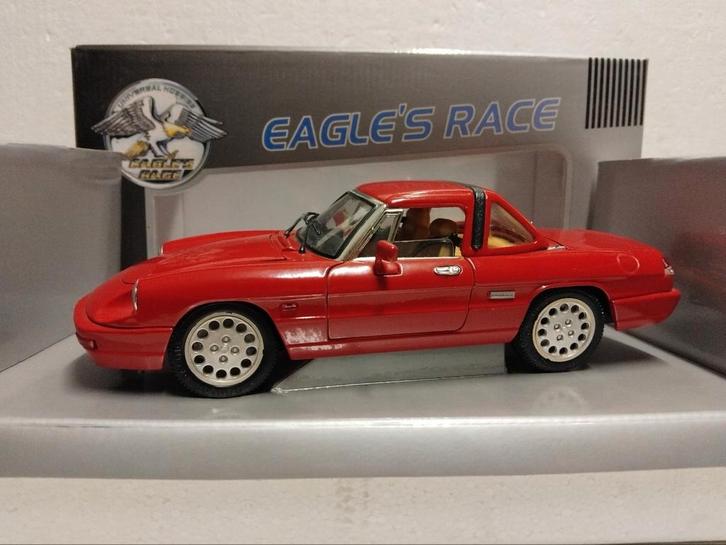 Alfa Romeo Spyder rood hardtop Eagle Race metal 1:18 KRD, Hobby en Vrije tijd, Modelauto's | 1:18, Zo goed als nieuw, Auto, Overige merken