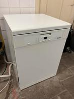 Vaatwasser Miele - Werkt Goed - Schoon - Met Bestekla, Ophalen, Gebruikt, Minder dan 85 cm, Voorspoelprogramma