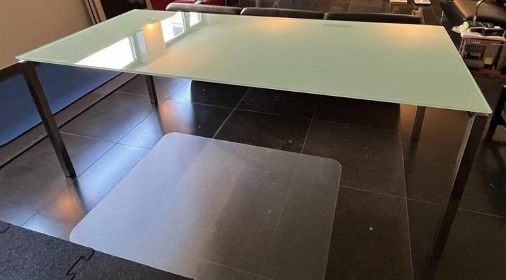 RVS eettafel met groen melkglas blad, Huis en Inrichting, Tafels | Eettafels, Gebruikt, 50 tot 100 cm, 150 tot 200 cm, Vijf personen of meer