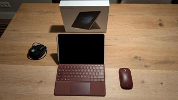 Surface Go Tablet + Toetsenbord + Pen + Muis beschikbaar voor biedingen