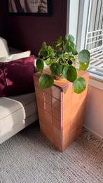 Tegeltafel oranje te koop!, Huis en Inrichting, Tafels | Salontafels, Ophalen, Overige materialen, Minder dan 50 cm, 50 tot 75 cm