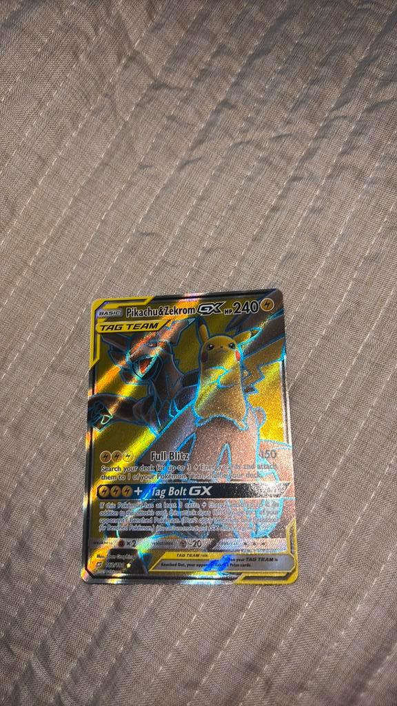 Pikachu & Zekrom GX 162 - Pokemon, Hobby en Vrije tijd, Verzamelkaartspellen | Pokémon, Zo goed als nieuw, Ophalen of Verzenden