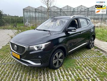 MG ZS EV Luxury 45 kWh |PANO | LEER | PDC | beschikbaar voor biedingen