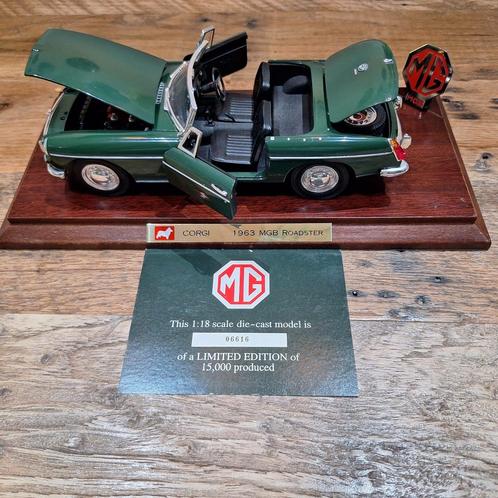 MGB 1963, Hobby en Vrije tijd, Modelauto's | 1:18, Zo goed als nieuw, Ophalen of Verzenden