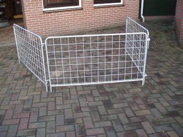 Aflamhekken 1.5 meter beschikbaar voor biedingen