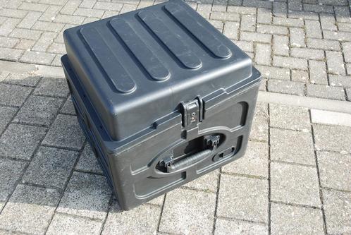 SKB DJ Booth flightcase kunststof   <231932>, Muziek en Instrumenten, Instrumenten | Onderdelen, Gebruikt, Drums of Percussie