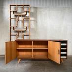 Retro, oud dressoir, vintage kast, mid-century kast, Ophalen, Zo goed als nieuw, 25 tot 50 cm