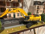 Komatsu, Hobby en Vrije tijd, Modelauto's | 1:50, Ophalen, Zo goed als nieuw, Bus of Vrachtwagen