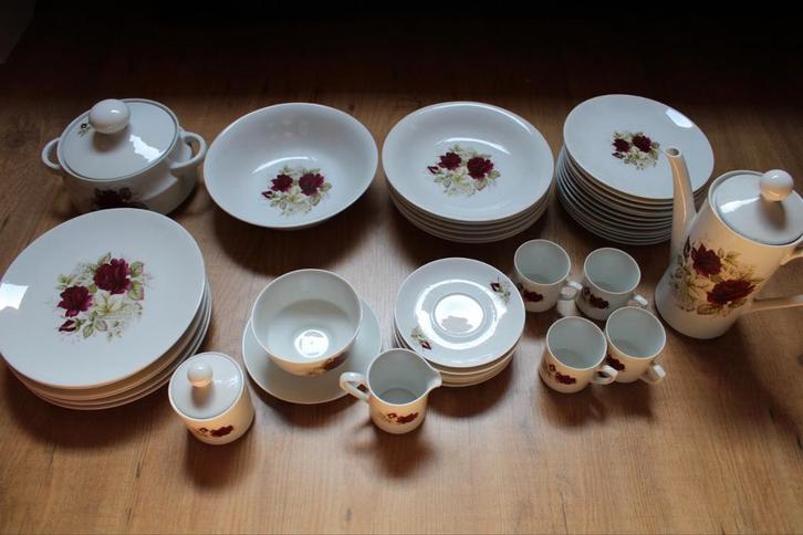 Hk Bavaria Germany, rode roos, servies compleet, Antiek en Kunst, Antiek | Servies compleet, Ophalen of Verzenden
