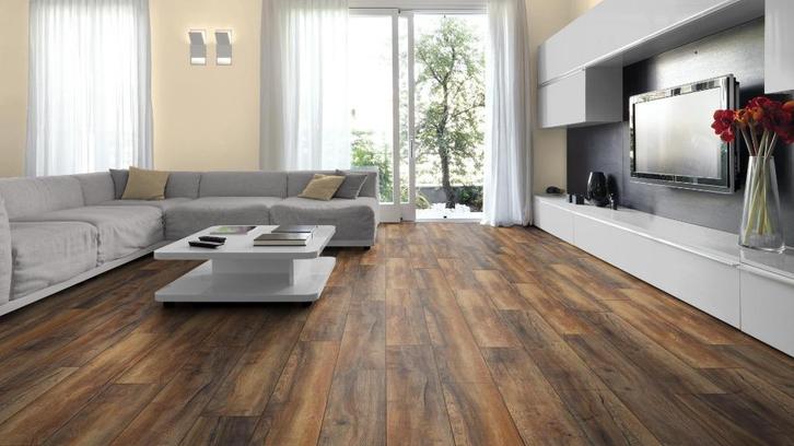 Bruin 24 cm Laminaat restpartij te koop 80 m2, Huis en Inrichting, Stoffering | Vloerbedekking, Nieuw, Laminaat, Bruin, 75 m² of meer