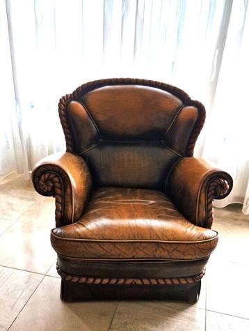 Capelli fauteuil of zetel. beschikbaar voor biedingen