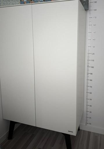 Kidsmill Kinderkamer: kast, commode en speelgoedkist beschikbaar voor biedingen