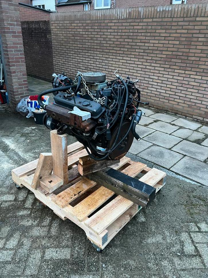 OMC 5.7 V8 Motor, Auto-onderdelen, Motor en Toebehoren, Gebruikt, Ophalen