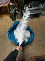 Zak met witte veren, Ophalen, Materiaal, Nieuw, Fleur@timeout.nl