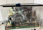 Lego 7094 shopdiaplay met King's Castle Siege., Gebruikt, Ophalen of Verzenden