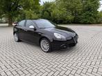Alfa Romeo Giulietta 1.4 Turbo 2011 nieuwe apk, Auto's, Voorwielaandrijving, 65 €/maand, Stoelverwarming, 4 cilinders