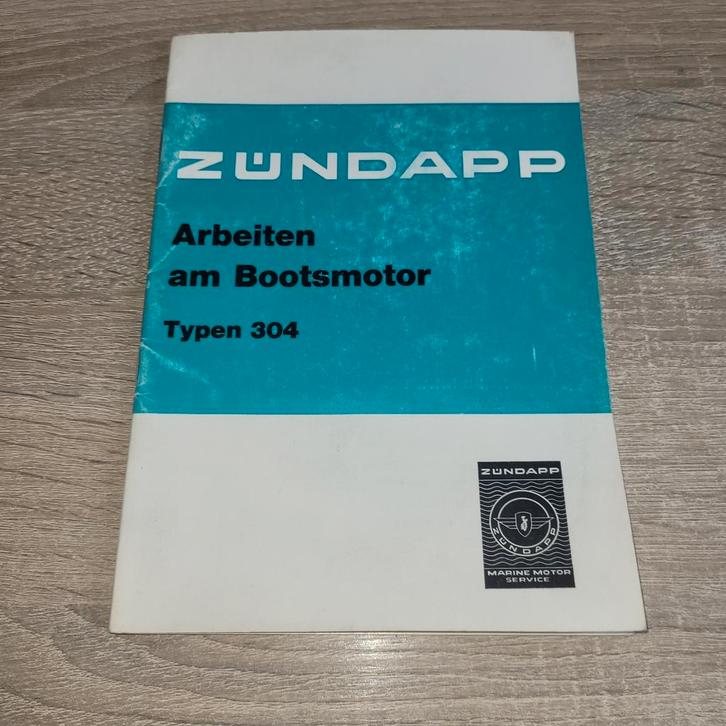 Zundapp Sleutelboekje Bootsmotor typ 304 uitgave 06-1977, Fietsen en Brommers, Handleidingen en Instructieboekjes, Gebruikt, Verzenden