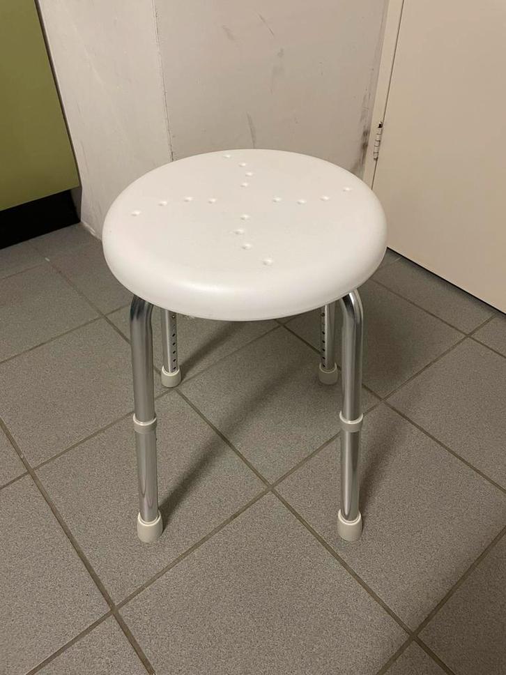Ridder verstelbare douchekruk in nieuwstaat, Huis en Inrichting, Krukjes, Zo goed als nieuw, Ophalen