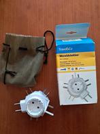 wereldstekker 2 stuks, Ophalen of Verzenden, Zo goed als nieuw, Apparatuur